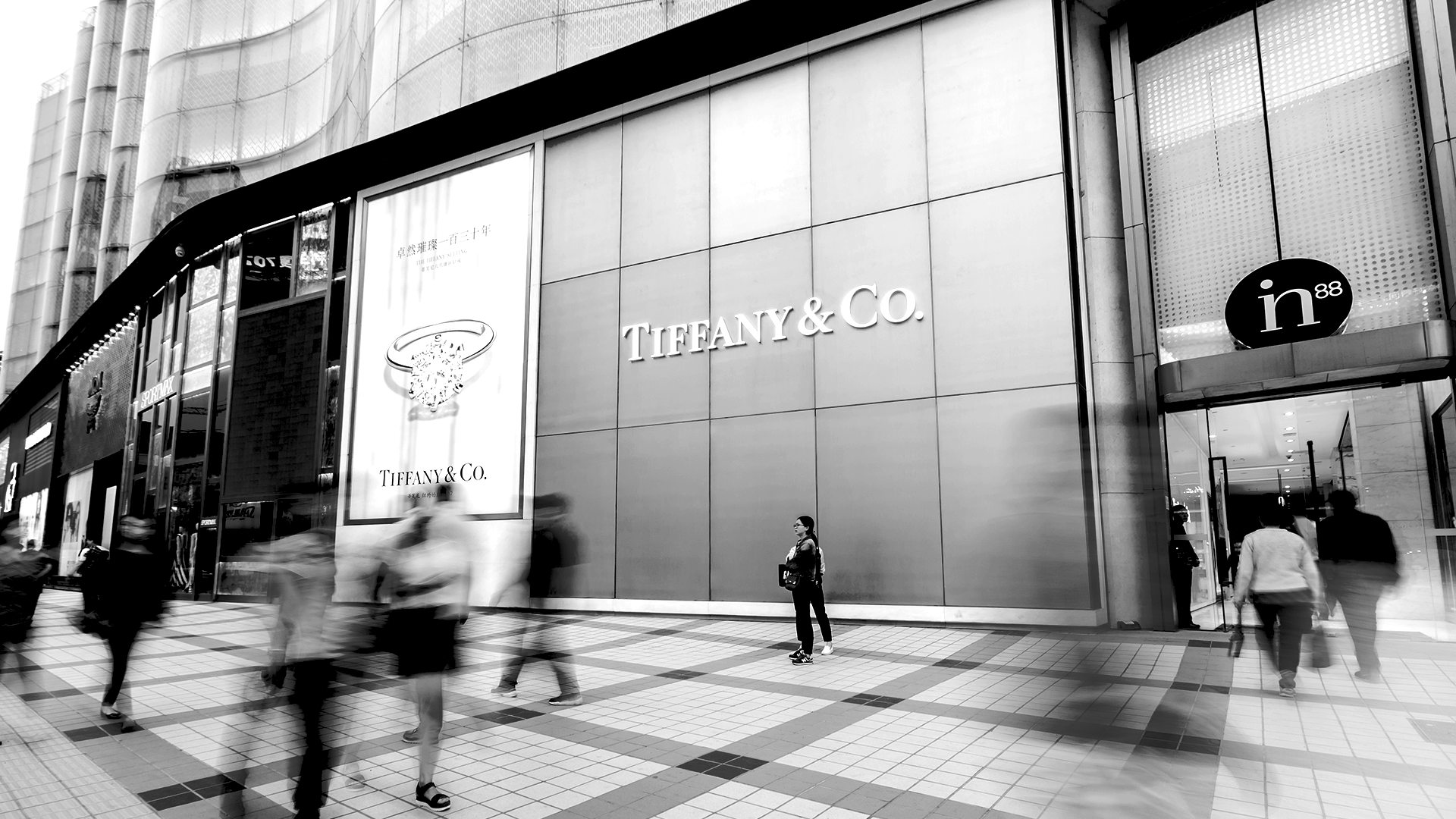 The Shift Towards Digital Online Luxury Marketing What Does it Mean